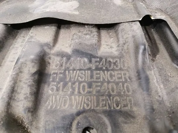 Couvercle Moteur Toyota C-HR OEM FBZ11335 - Occasion image 3