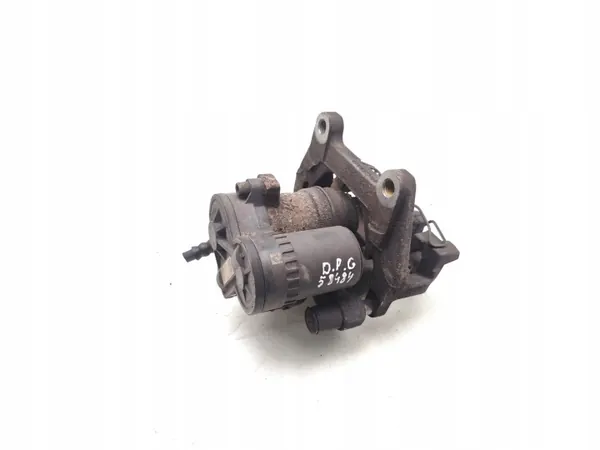 Jaguar F-Pace Taka jarrupuristin OEM GX73-2K327-BE image 5