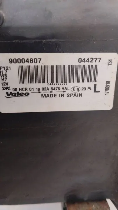 Vasen etuvalo BMW E87 OEM 90004807 image 10