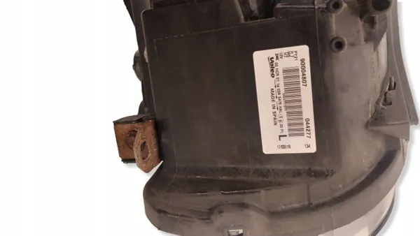 Vasen etuvalo BMW E87 OEM 90004807 image 8