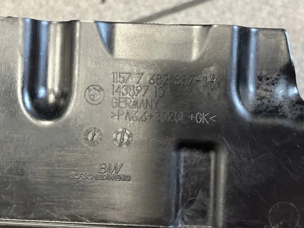 BMW K 1300 GT K44 Jäähdyttimen Suojus image 3