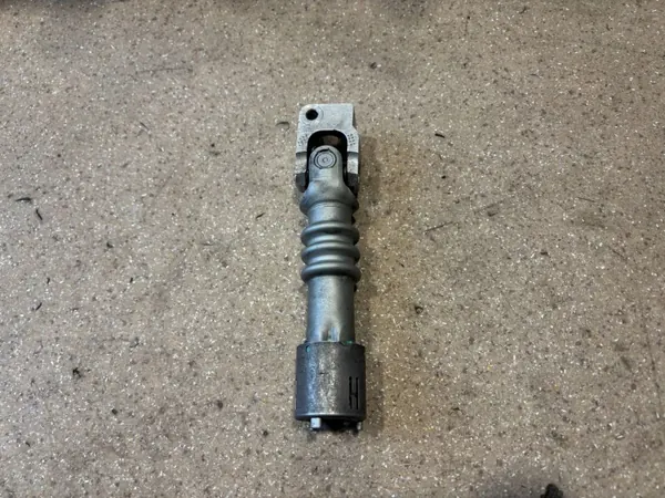 Lenksäulenkreuz OEM A2064620000 Mercedes-Benz image 4