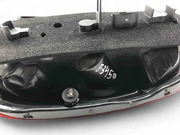 Lámpara Trasera Izquierda Nissan Micra III (K12) OEM 54500BC42A image 3