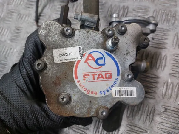LPG-Kit OEM 67R-014903 STAG-4 Gebrauchter Zustand image 5