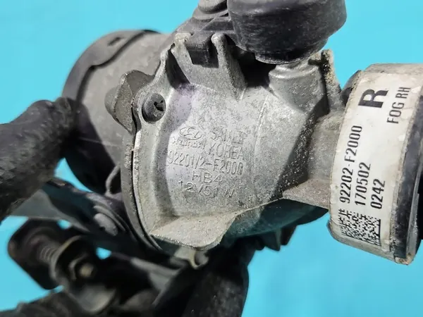 FARO HALÓGENO DIREITO HYUNDAI ELANTRA VI 15-20 OEM 92202-F2000 image 8