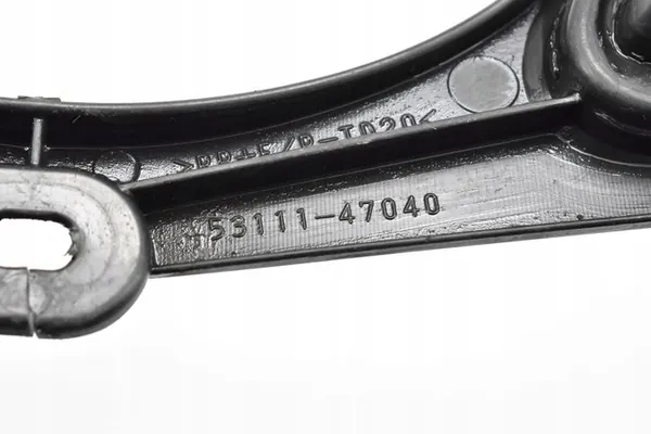 Radiator Grille 53111-47040 Toyota Prius III XW30 image 6