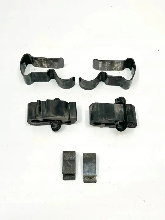 Mercedes Kühlerhalterung OEM A1235040246 image 2