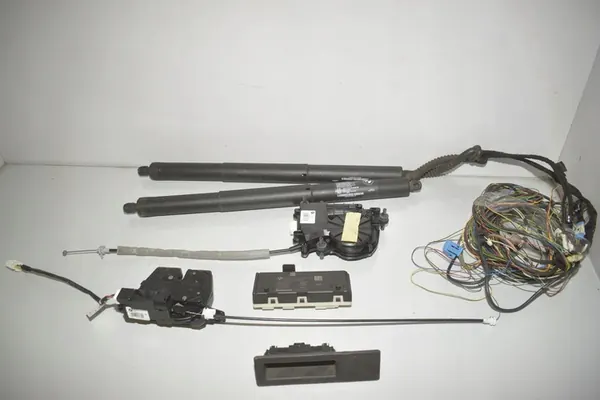 Automatiskt bakluckaöppningskit BMW X5 (F15, F85) 7463161 image 2