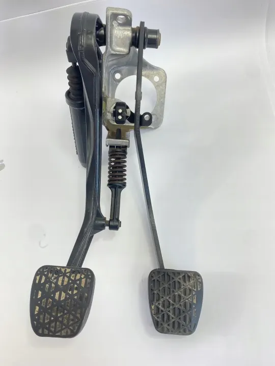 Kopplings- & Bromspedaler OEM 1292900119 Mercedes W124 image 2