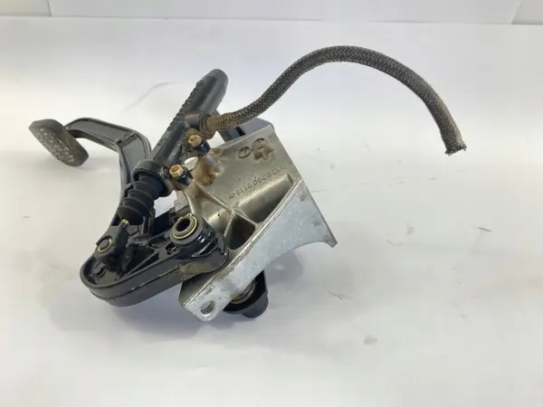 Kopplings- & Bromspedaler OEM 1292900119 Mercedes W124 image 10