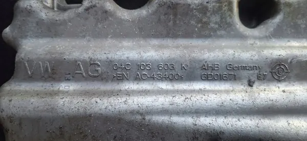 Oljetank 04C103603K VW UP MII CITIGO FABIA III 1.0 MPI image 4