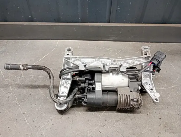 Compressore sospensione PORSCHE CAYENNE TOUAREG Q7 7P0698007E image 6