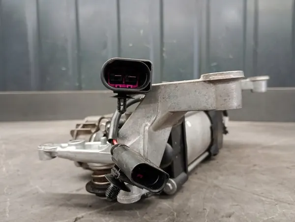 Compressore sospensione PORSCHE CAYENNE TOUAREG Q7 7P0698007E image 9