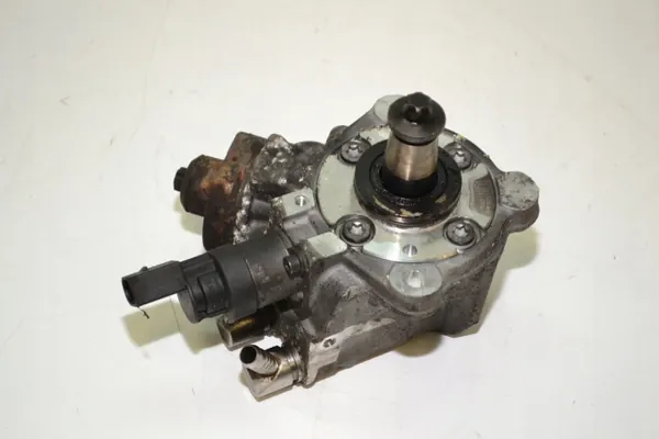 Bomba de injeção OEM 7807495-02 para BMW E60/E61 image 2