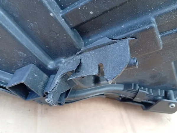 Voorlamp Mercedes GLA 156 image 9