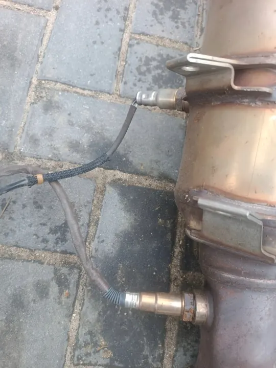 Mercedes S550 W222 Katalysator OEM A2224903836 image 3