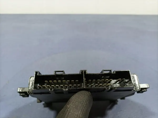 Mercedes S-luokka W220 Vaihteiston ECU OEM A0325454032 image 3