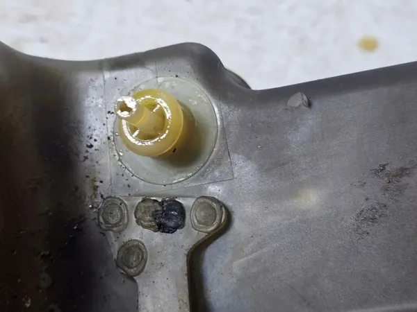 Remvloeistofreservoir Jaguar XJS 75-96 OEM JaguarXJS75ZbiornikPlynuHamulcowego5.3 image 5