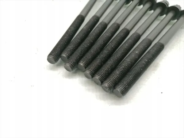 Tornillos de culata Hyundai usados para Santa Fe 2.2 CRDi image 3
