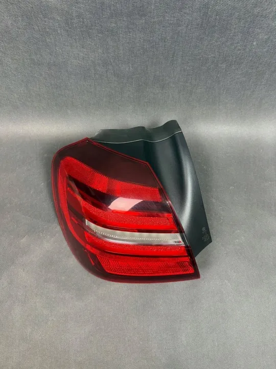 Lámpara Trasera Izquierda Mercedes GLA W156 X156 A1569068300 image 3