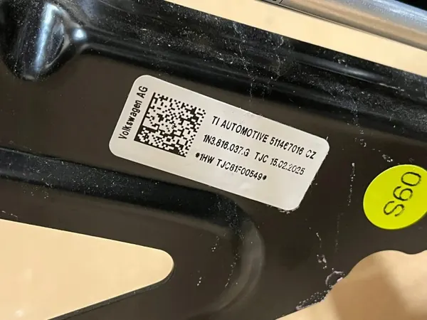 VW ID Buzz GTX AC-droogventiel OEM 1N3816037G image 6