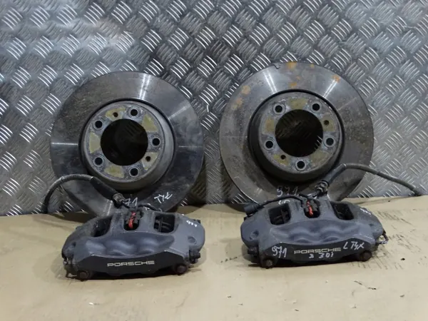Jarrusatula taka-oikea OEM 971601602F Porsche Panamera image 2