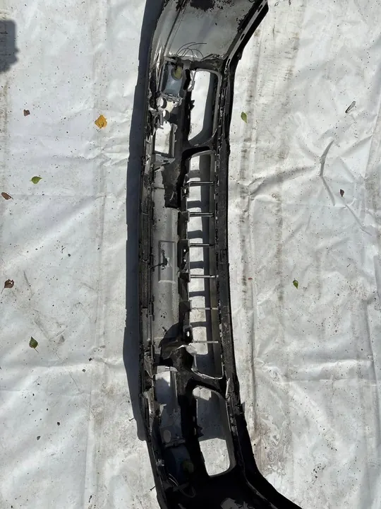 Paraurti anteriore Volkswagen Golf III image 2