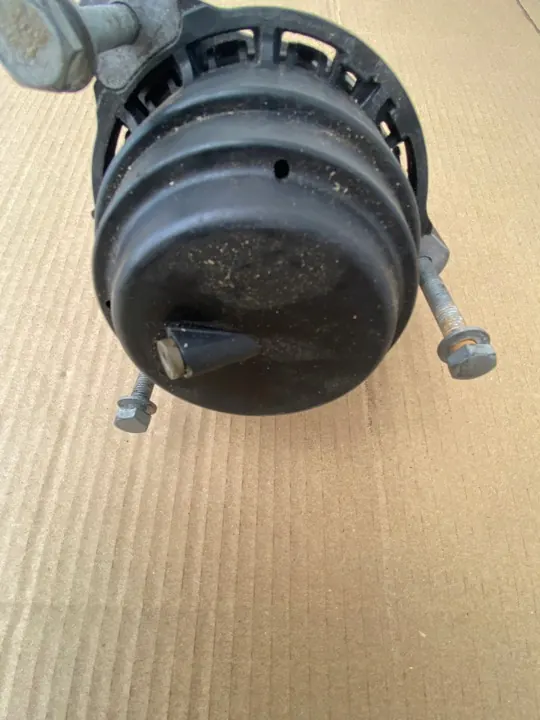 Support Moteur Droit BMW 6864828 OEM image 2