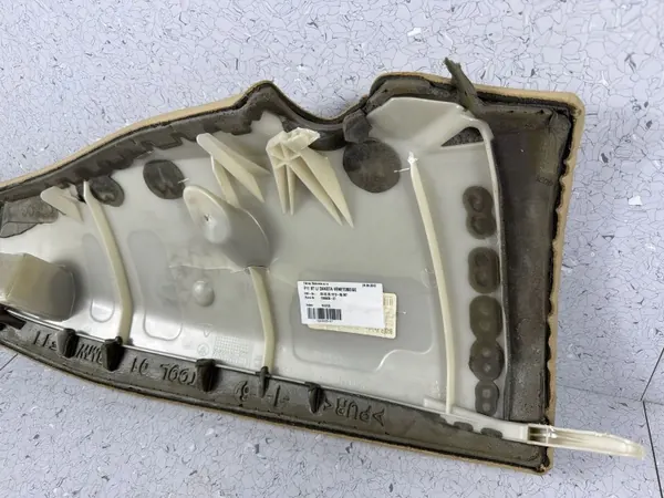 Bakre vänster armstöd OEM 7269935 BMW 5 F10 F11 image 6