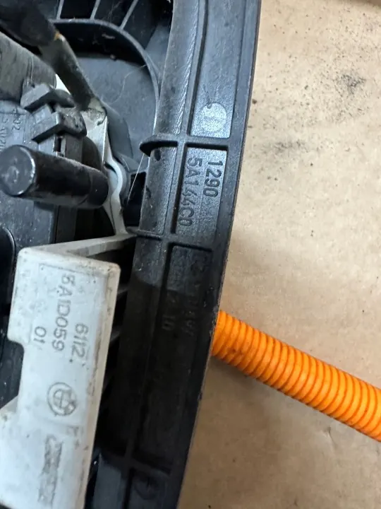 BMW 5A144C0 Latauskaapeli Pistoke - Käytetty OEM image 5