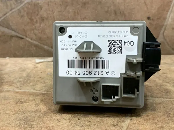 Tändningsströmbrytare OEM A2129055400 Mercedes-Benz E W211 image 10
