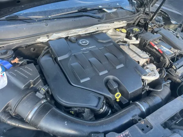 Opel Insignia A OPC Motorblock Blank 2.8 V6 Turbo image 5