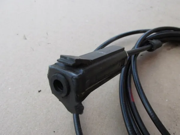 Cabo de abertura da tampa de combustível Kia Sportage III image 5