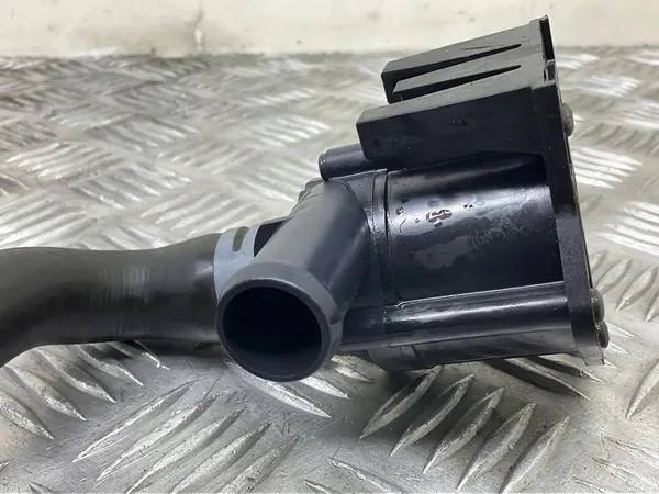 Vattencirkulationspump Audi A4 Allroad B8 2012 8K0819342J image 4