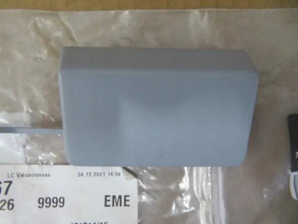 MERCEDES E-CLASS W212 AMG Bouchon de Pare-chocs A2128850426 image 3