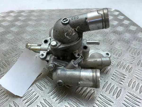 UTO47946 Termostaatti Mitsubishi Outlander 2020 image 2