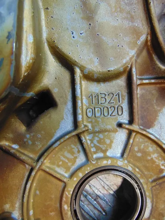 Toyota OE 11321-0D020 Kamaxellock - Begagnad image 4