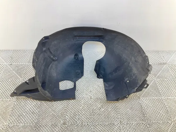 Etupyörän kaari Audi A3 S3 8V 2015 8V0821171J image 5