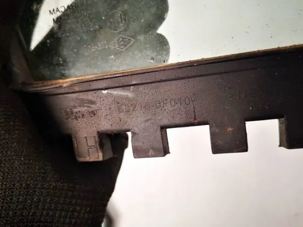 OEM 682160F010 framdörr vänster lås - Toyota Corolla image 3