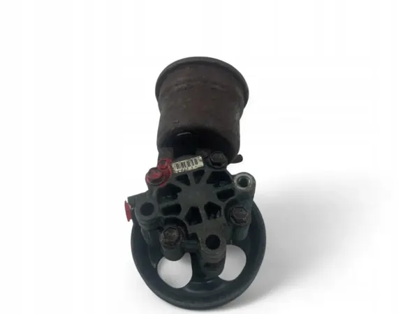 Direction assistée Toyota Yaris OEM 4431052011 Occasion image 9