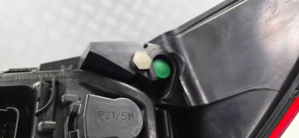 Lámpara trasera izquierda RENAULT CLIO IV 2012-2016 OEM 265553021R image 10