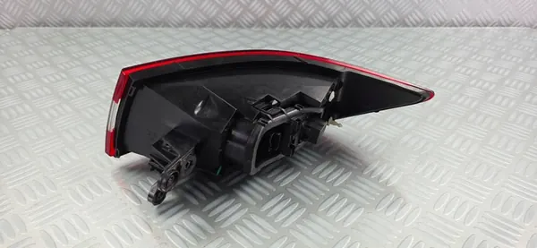 Lámpara trasera izquierda RENAULT CLIO IV 2012-2016 OEM 265553021R image 5