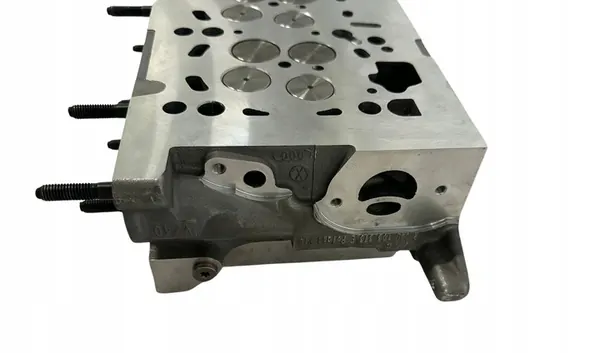 Motor Cilinderkop 2.0 TDI 04L103064E image 7