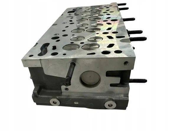 Motor Cilinderkop 2.0 TDI 04L103064E image 8