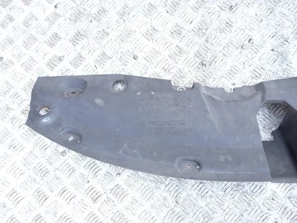 OEM 530M etuturvavyön suojus Toyota Avensis image 3