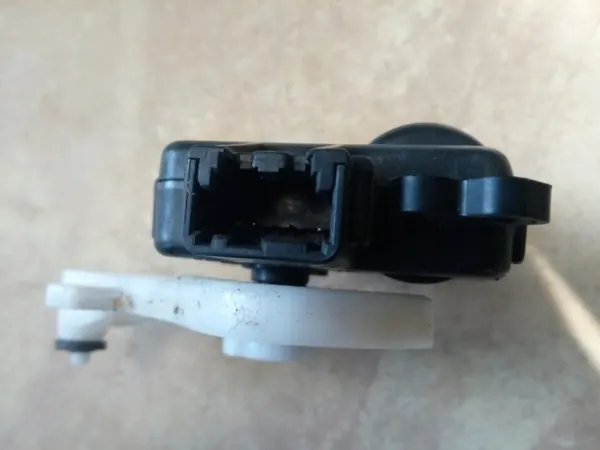 Heizungsmotor OEM GS7H-19E616-AA für Ford Modelle image 3