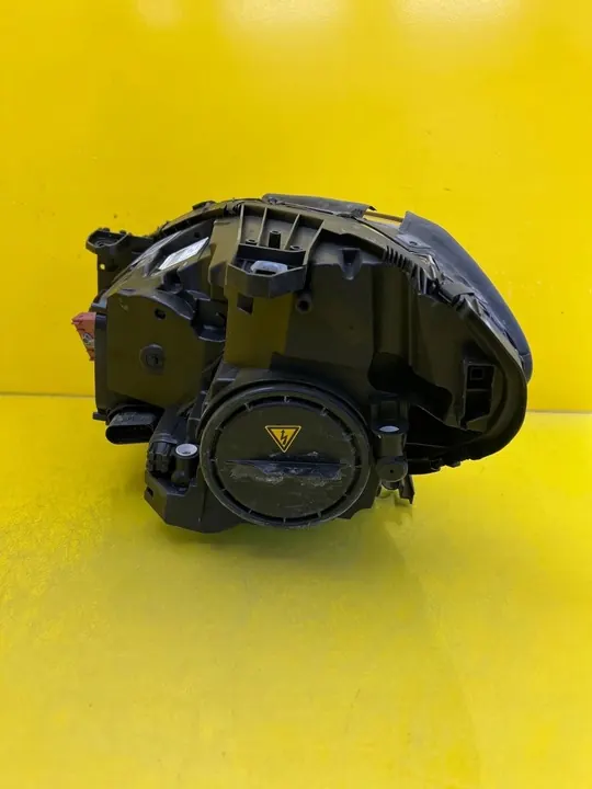 Rechter koplamp Mercedes-Benz B W246 A2468200239 image 5