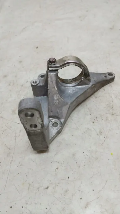 Suporte de rolamento Mitsubishi OE 3815A955 image 2