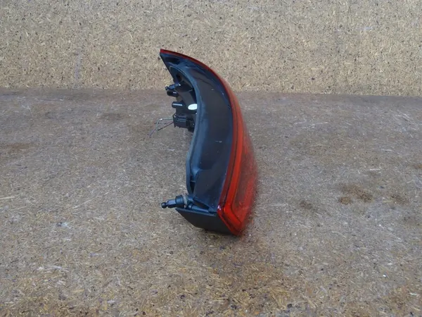 AUDI Q3 8U 11-14 Lámpara LED Trasera Derecha 8U0945094H image 3