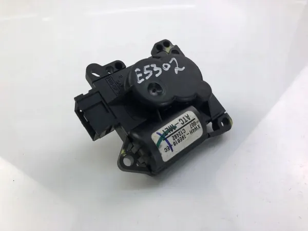 Motor de compuerta colector Jaguar S-Type OEM XW4H19E616EC image 2